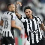 Botafogo domina, vence Oriente Petrolero e assume liderança na Sul-Americana; veja os gols