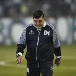 Médico de Maradona afirma inocência em julgamento sobre morte do ex-jogador