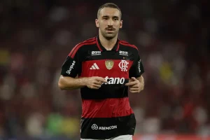 Áudio do VAR expõe motivo de gol anulado do Flamengo contra o Santos; veja vídeo