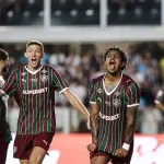 John Kennedy decide no fim, Fluminense vira sobre o Santos e sobe no Brasileirão; veja os gols