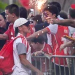 Torcida do Inter transforma Brasília em festa antes de duelo contra o Botafogo; veja vídeo