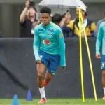 Lesão tira Estêvão da Copa do Mundo e Seleção perde destaque do ciclo Ancelotti