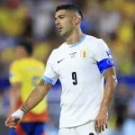 Bielsa deixa Luis Suárez fora da pré-lista do Uruguai para a Copa do Mundo