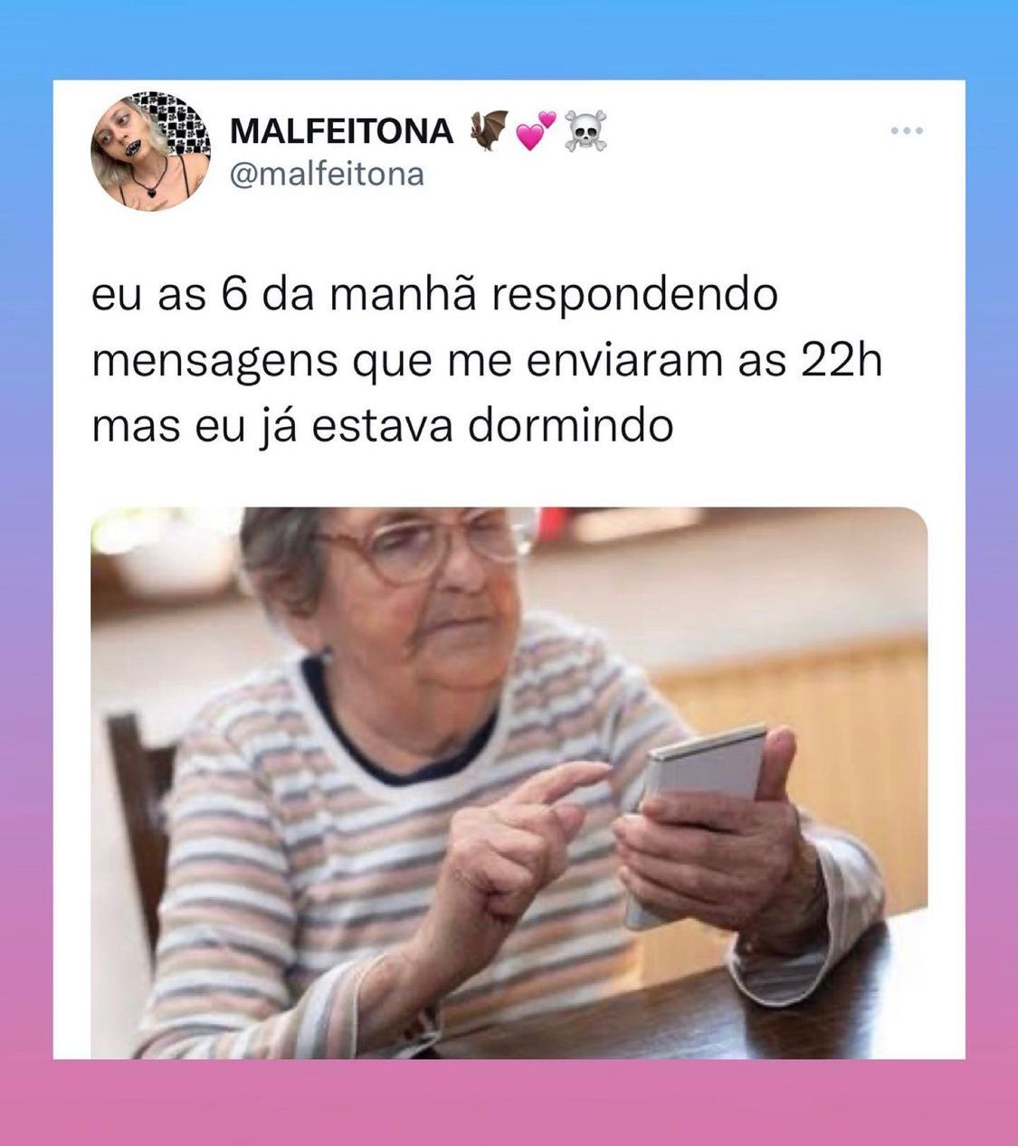 Eu respondendo as mensagens que me enviaram às 22