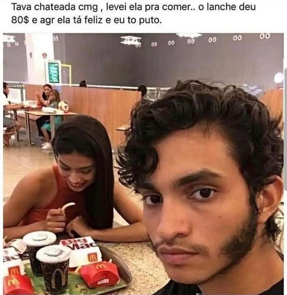 A cara de felicidade dela kkkk