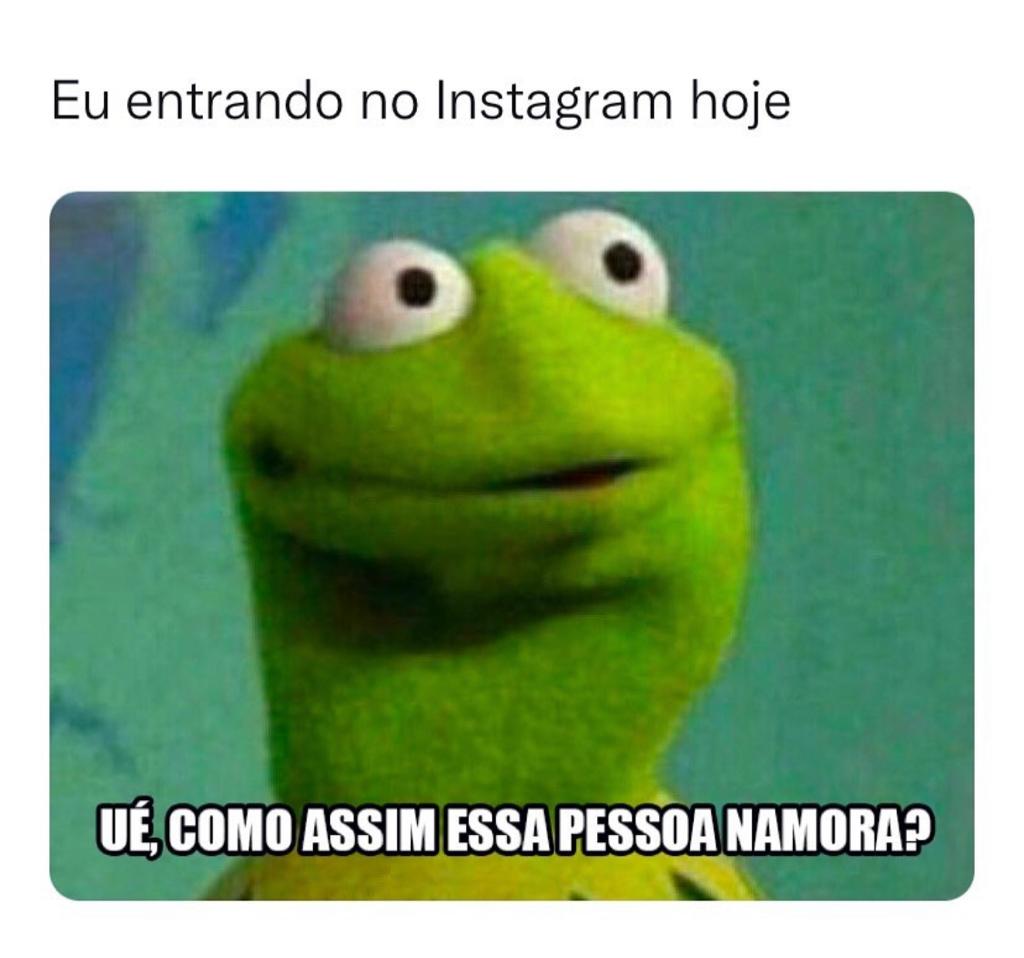 Eu entrando no Instagram hoje