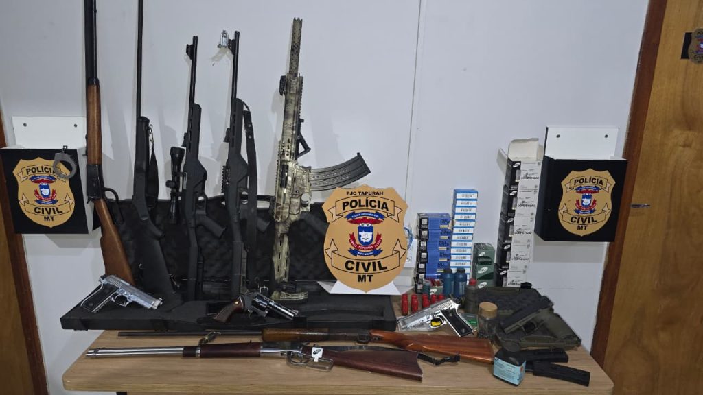 Polícia apreende arsenal com mais de 2 mil munições