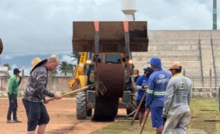 Prefeitura culpa chuva por atraso no Cerradão, mas fotos levantam dúvidas sobre obra
