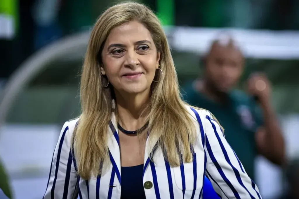 Leila Pereira reage a críticas sobre arbitragem e alfineta dirigentes antes de clássico; veja vídeo
