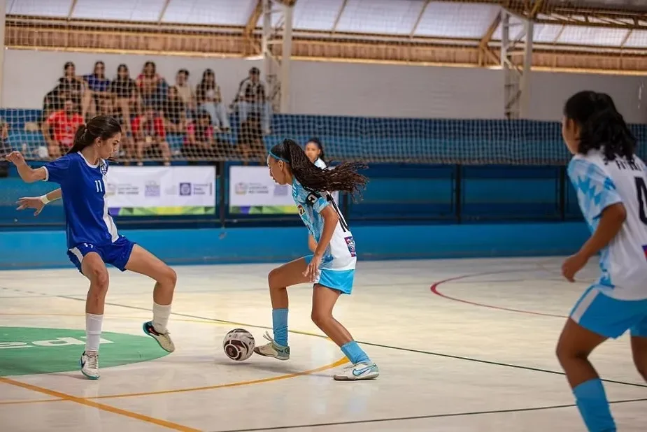 Juína recebe etapa regional e reúne mais de mil atletas nos Jogos Escolares