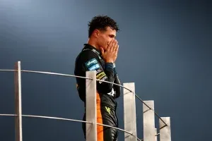 Lando Norris conquista pole para sprint no GP de Miami e larga na frente; veja vídeo