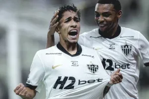 Éverson pega três pênaltis, marca cobrança decisiva e coloca Atlético-MG nas oitavas; veja os gols