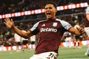 Aston Villa atropela Liverpool e confirma vaga na próxima Champions League; veja vídeo