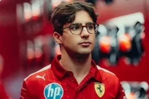 Rafa Câmara pilota carro de Fórmula 1 pela primeira vez em teste da Ferrari; veja vídeo