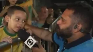 “Só fica caindo”: criança detona Neymar durante entrevista sobre a Copa; veja vídeo