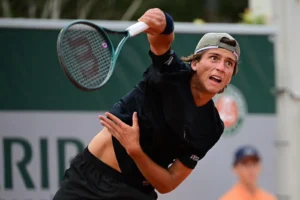 Leonardo Storck cai na semifinal, mas deixa Roland Garros entre os destaques do tênis mundial