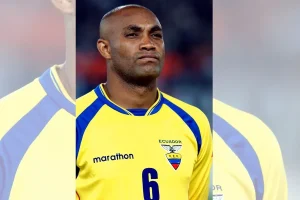 Raúl Guerrón, ex-zagueiro da seleção do Equador, morre aos 49 anos