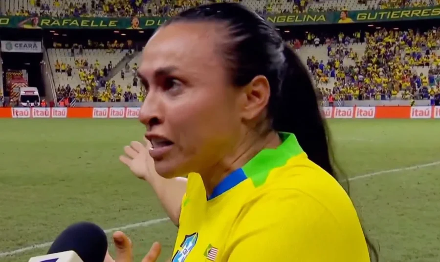 Marta detona arbitragem após derrota do Brasil para os EUA: “Ela queria ser o espetáculo”; veja vídeo