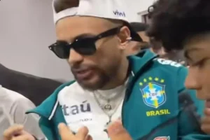 Sósia de Neymar provoca tumulto em shopping nos EUA e engana dezenas de fãs; veja vídeo