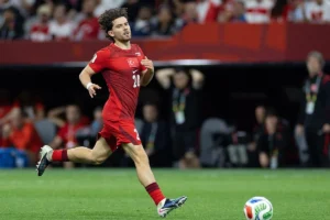 Paraguai vence a Turquia com gol relâmpago e mantém sonho vivo na Copa do Mundo; veja o gol