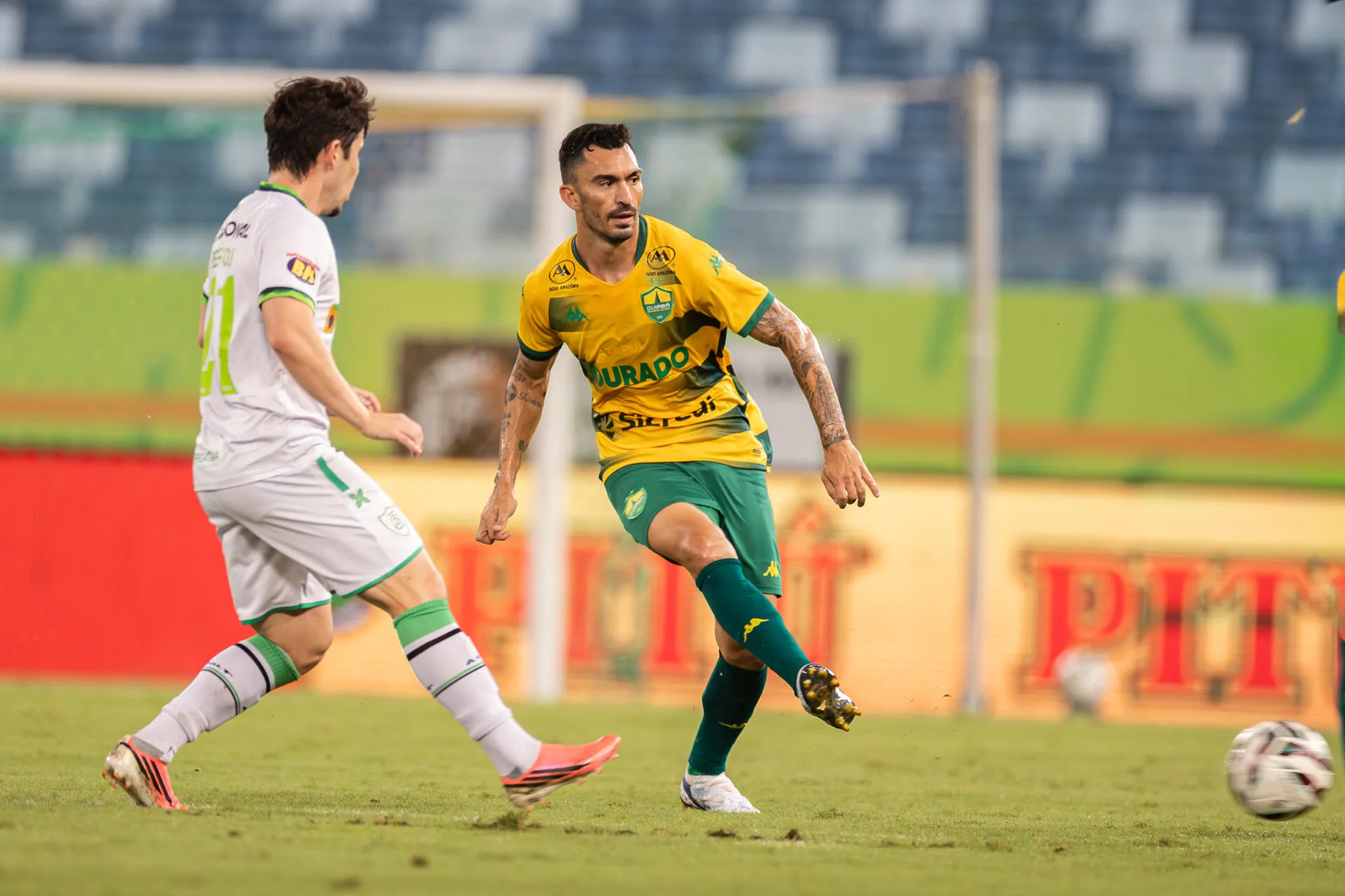 Aiyran marca no fim, Cuiabá vence o América-MG e volta a triunfar na Série B; veja o gol