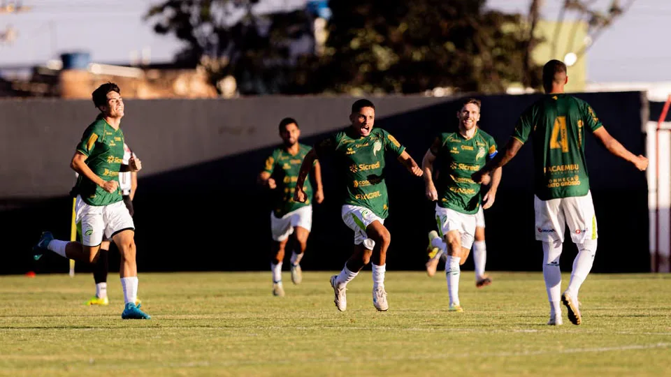 Luverdense visita o ABC para decidir vaga nas quartas de final da Série D e defender invencibilidade histórica