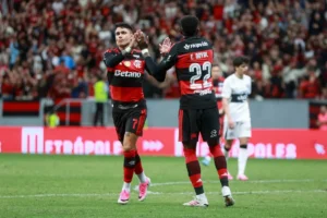 Flamengo vence o Olimpia em amistoso e encerra preparação com atuação ofensiva; veja os gols