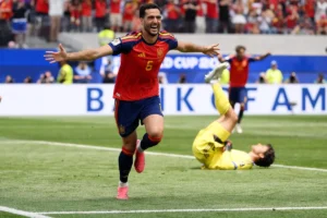 Espanha vence Bélgica nos minutos finais e garante vaga na semifinal contra a França; veja os gols