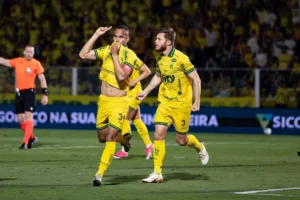 Mirassol vence o Remo com força nas bolas paradas e conquista três pontos no Brasileirão; veja os gols