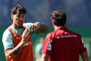 Gustavo Gómez sofre lesão muscular e desfalca o Palmeiras nas oitavas da Copa do Brasil