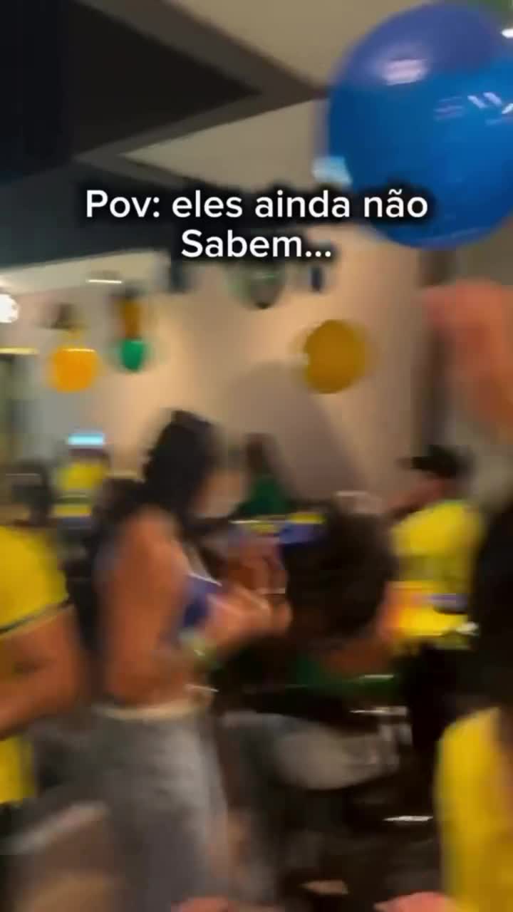 Pov: eles ainda não Sabem… | al 7 + = hs. dd : a – > Sabem V —- a ut. não J 4 !