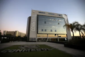 Conmebol adota cautela e pede mais informações à Fifa sobre projeto de privatização