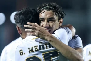 Santos atropela Universidad Central fora de casa e fica perto das oitavas da Sul-Americana; veja os gols