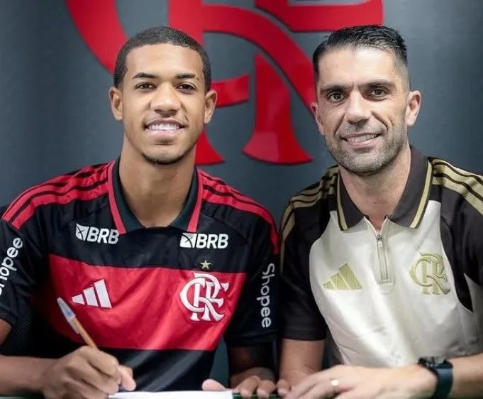 Aiyran deixa o Cuiabá por R$ 6 milhões e assina com o Flamengo aos 17 anos