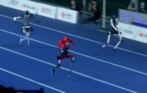 Robô chinês supera marca de Usain Bolt e completa 100 metros em 9,32 segundos; veja vídeo