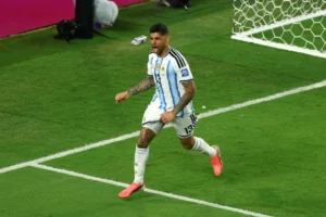Romero se despede do Tottenham após cinco temporadas e acerta com Atlético de Madrid; veja vídeo