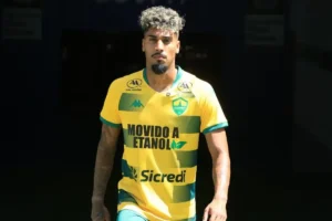 Cuiabá troca espaço de patrocinador máster por mensagem sobre etanol contra o Goiás