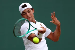 Guto Miguel derruba número 285 do mundo e avança às quartas de final em Kingston; veja vídeo