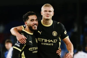 Haaland e Cherki comandam goleada do Manchester City e mantêm 100% na Premier League; veja os gols