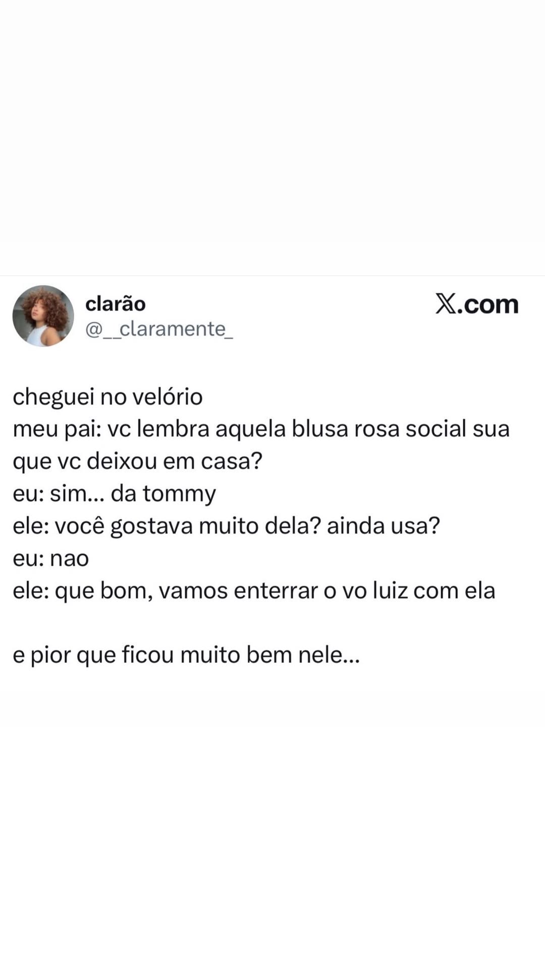 Pai no velório e a blusa rosa social que virou piada