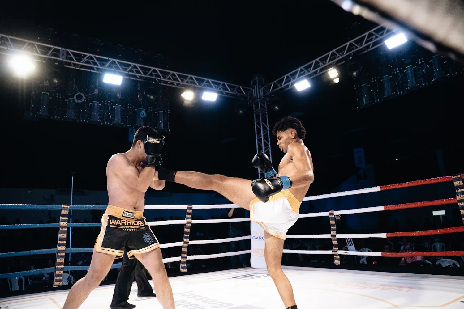 MT Warriors terá entrada gratuita e 10 lutas profissionais neste sábado em Cuiabá
