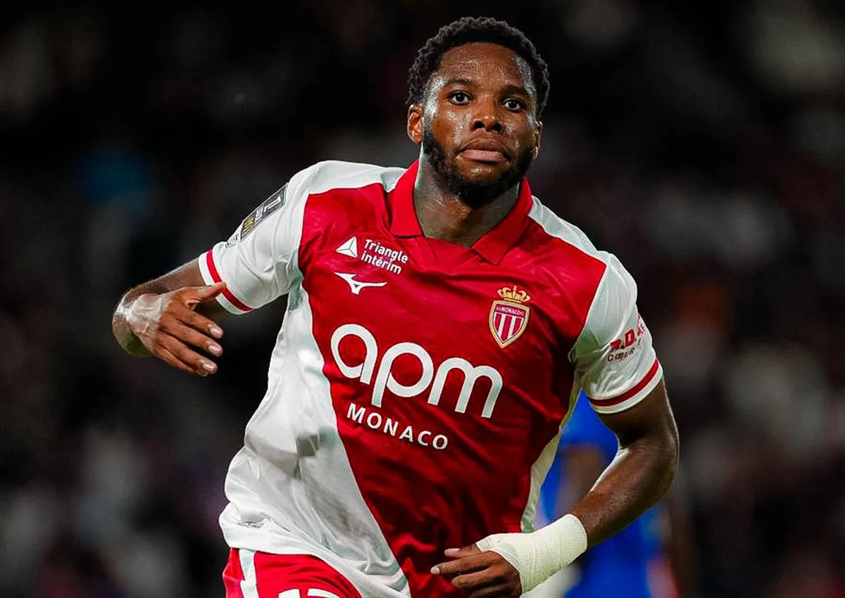 Monaco vira sobre o PSG em Paris e Filipe Luís mantém 100% no Campeonato Francês; veja o gol