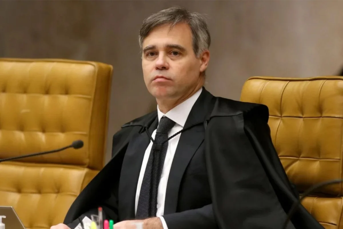 André Mendonça deixa sociedade de instituto que fundou e abre mão de cotas sem receber contrapartida
