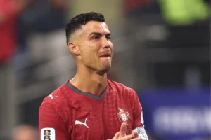 Jornal português aponta fim da trajetória de Cristiano Ronaldo pela seleção após saída da concentração