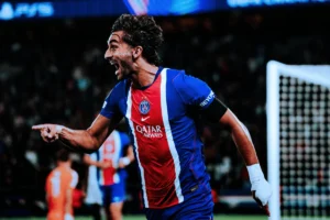 Ferran Torres marca três vezes e comanda goleada do PSG na estreia da Champions League; veja os gols