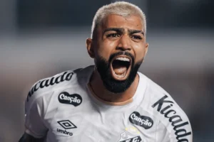 Gabigol reage após críticas da torcida do Santos e explica declarações sobre Flamengo e Cruzeiro; veja vídeo