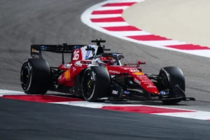Leclerc vai largar no fim do grid em Baku após Ferrari trocar motor