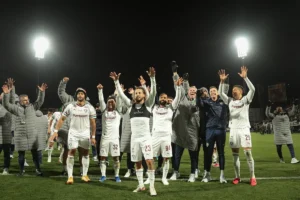 Platense recebe punição e terá dois jogos sem torcida após confusão contra o Fluminense; veja vídeo