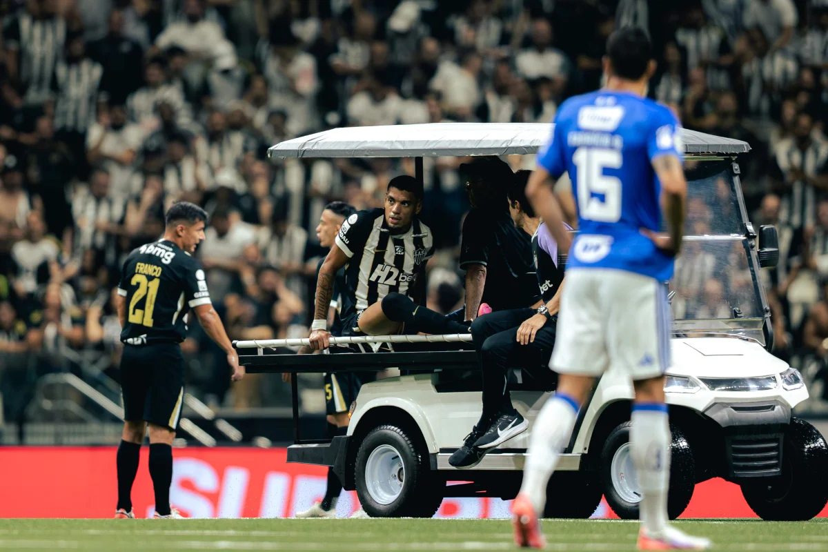 Atlético-MG ganha três problemas médicos após classificação sobre o Cruzeiro