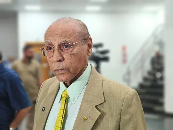 Após derrota nas urnas, Júlio Campos admite encerrar carreira política aos 80 anos; veja vídeo